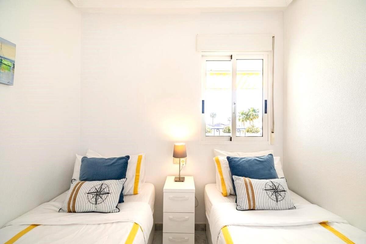 Appartement Penthouse Bellavista With Sea Views à Torrevieja Extérieur photo