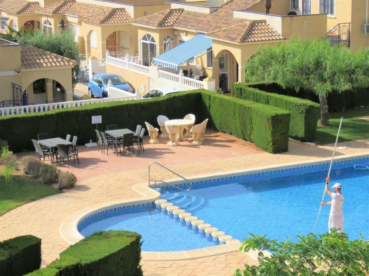 Appartement Penthouse Bellavista With Sea Views à Torrevieja Extérieur photo